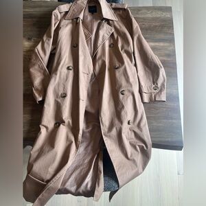 Dynamite trench coat L